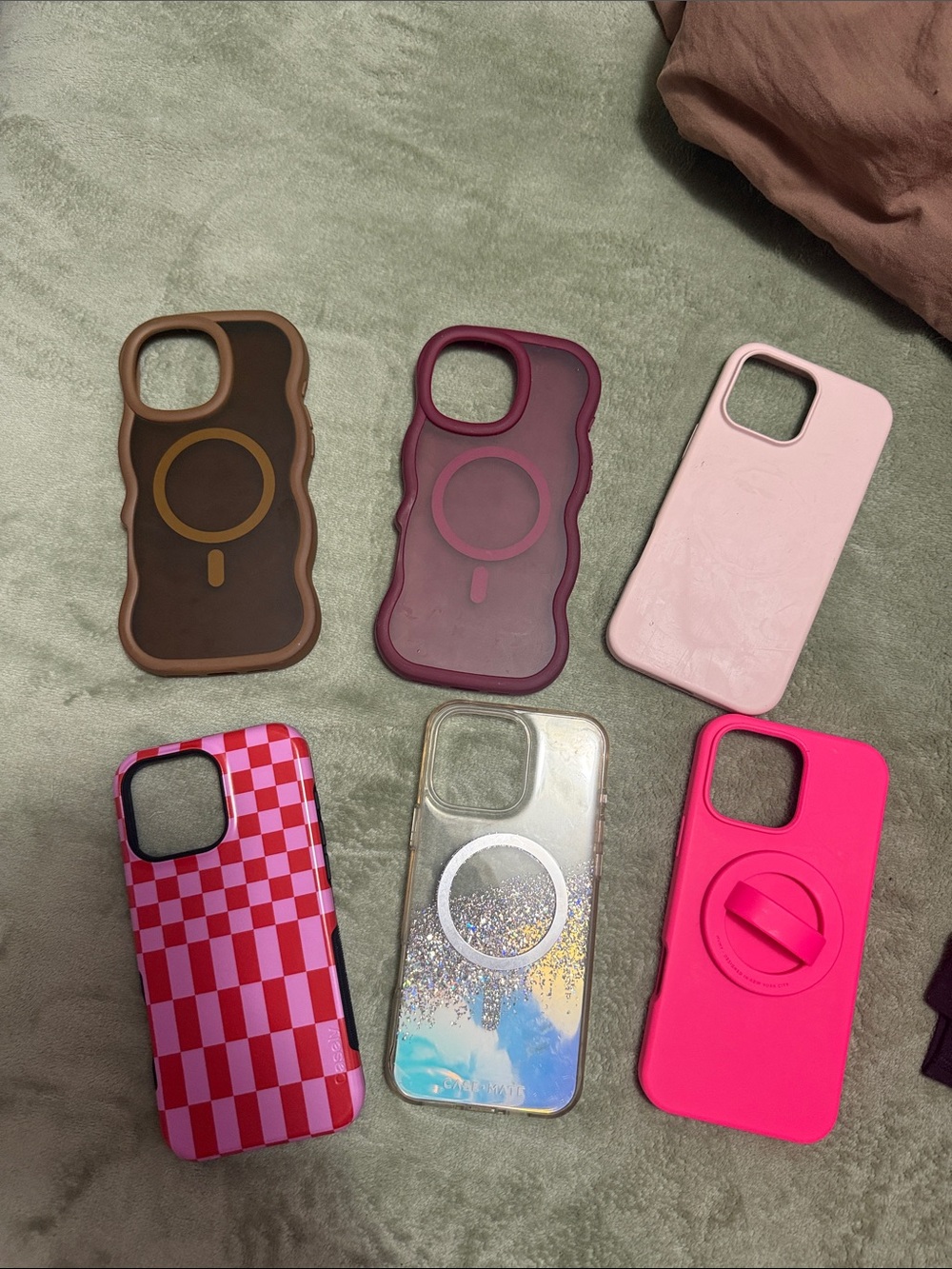 iPhone 16 pro max Assorted Pink and Brown Phone Case Bundle - Accessories